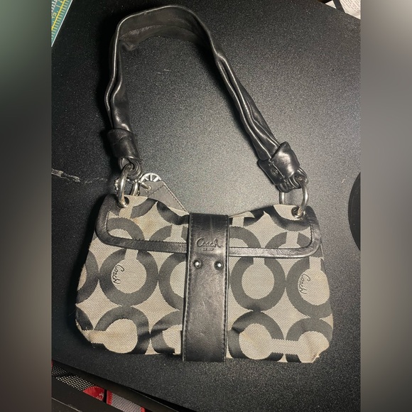 Coach Black and Gray Signature Shoulder Bag - Picture 2 of 3